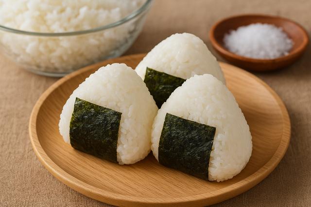 onigiri_salt_rice_one sho