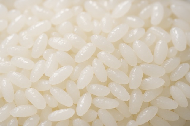 polished-rice-grains